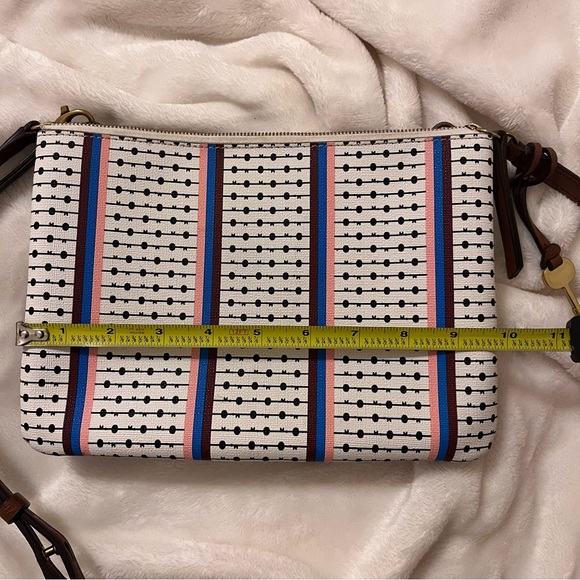 Fossil | Matching Purse and Wallet - Picture 13 of 16